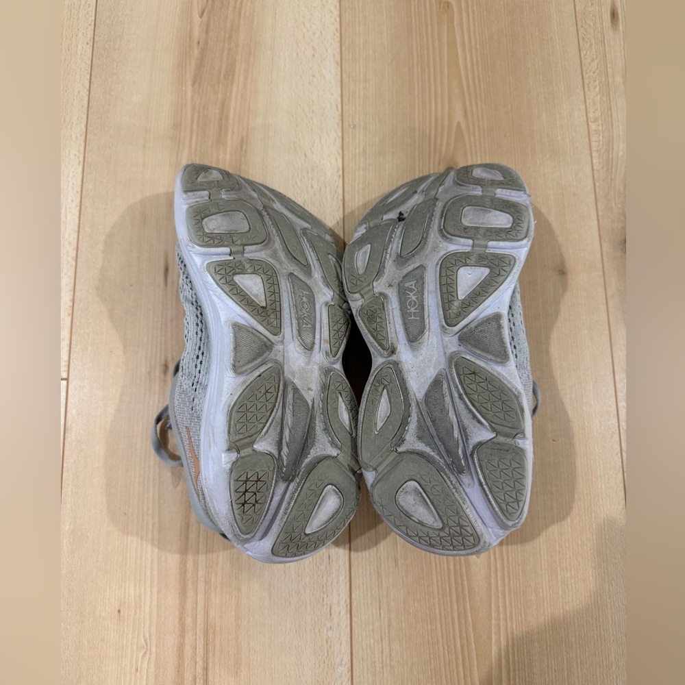 Hoka Gaviota Women's Gray Running Shoes - Picture 4 of 13